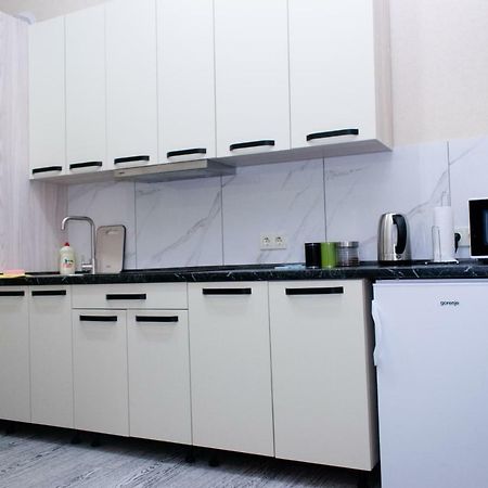 Apartment Barvy Lvova On Kostyushka St Exterior foto