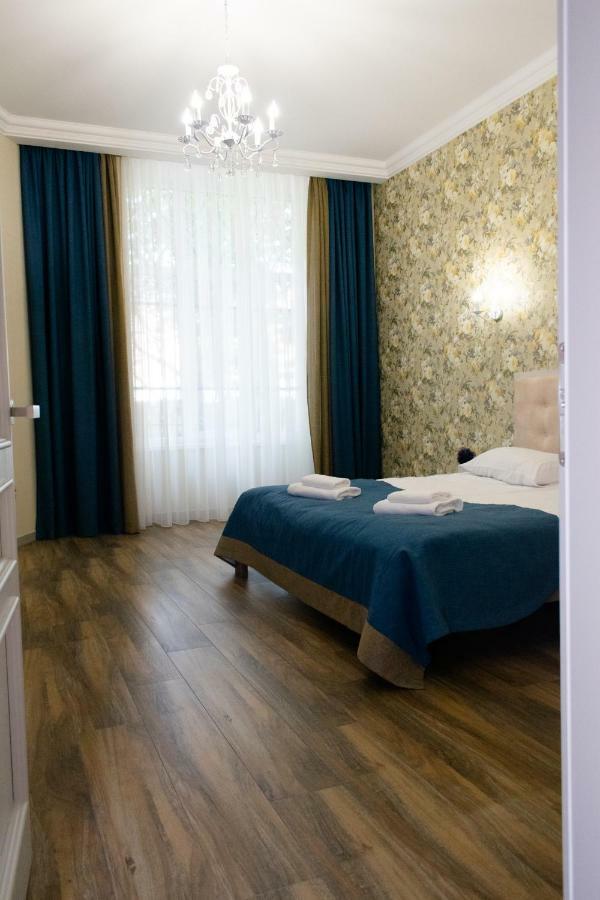Apartment Barvy Lvova On Kostyushka St Exterior foto